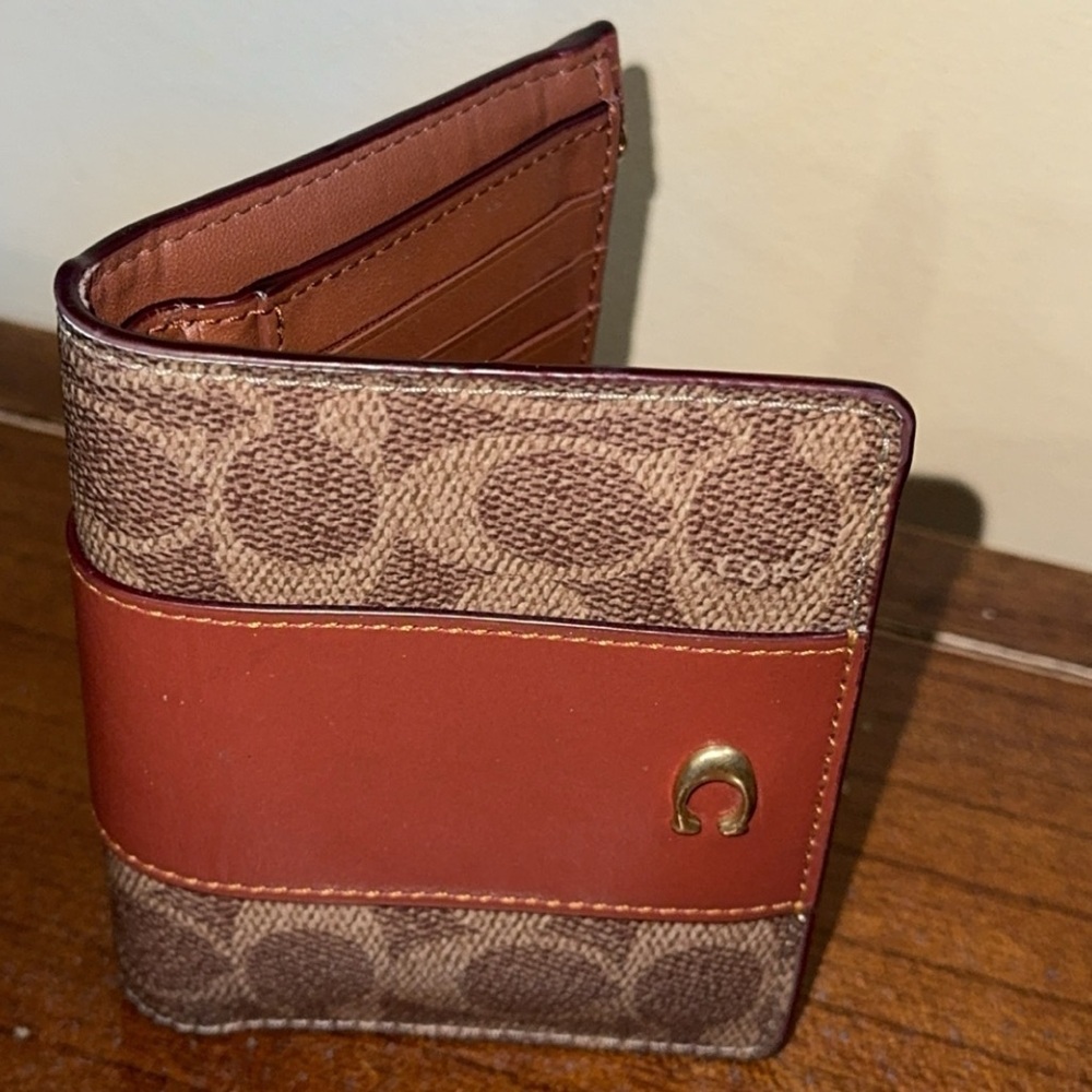 Coach 1941 Signature Logo Bi-Fold Classic Small Wallet Leather AUTHENTIC - Picture 9 of 15
